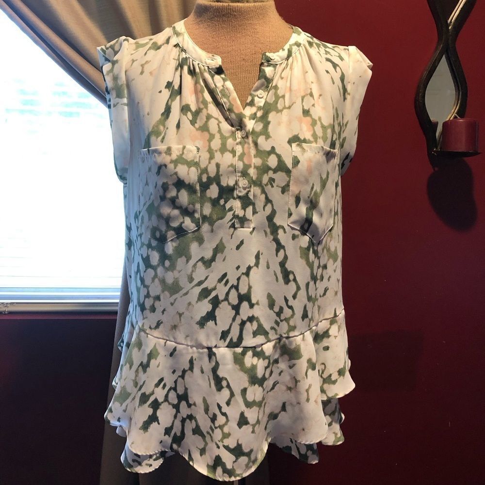 MossimoāsleevelessĀ blouseā***3āforā$25*** - Picture 1 of 5